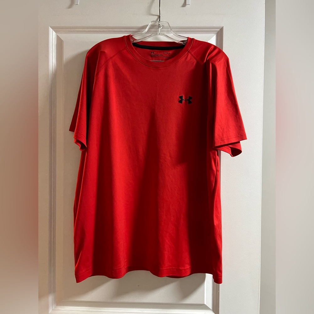 UA Men's Red Short Sleeve Tee